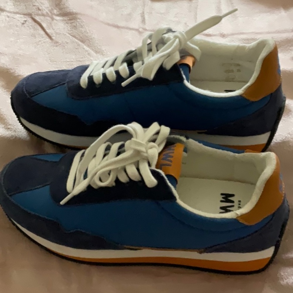 Madewell League Sneakers in Navy Suede - Picture 7 of 11